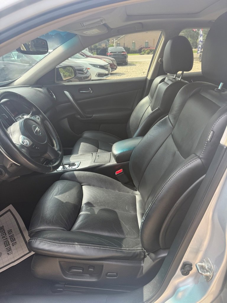 Used 2011 Nissan Maxima 3.5 SV w/ Sport Pkg image 14