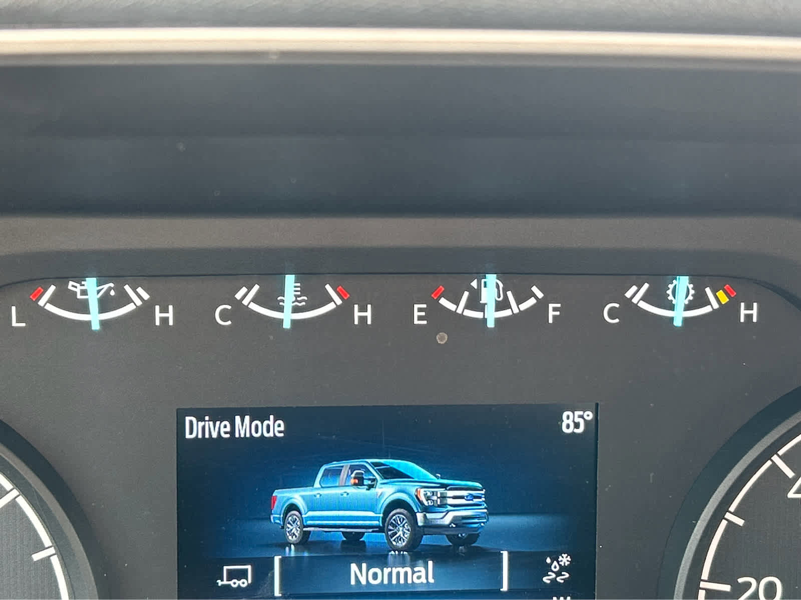 Used 2022 Ford F150 XLT AWD/4WD image 36