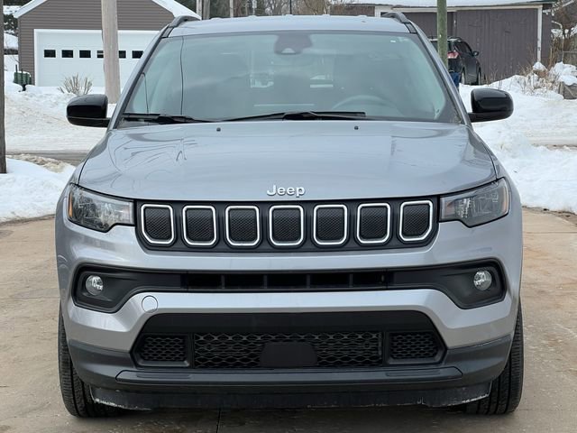 Used 2022 Jeep Compass Latitude image 39