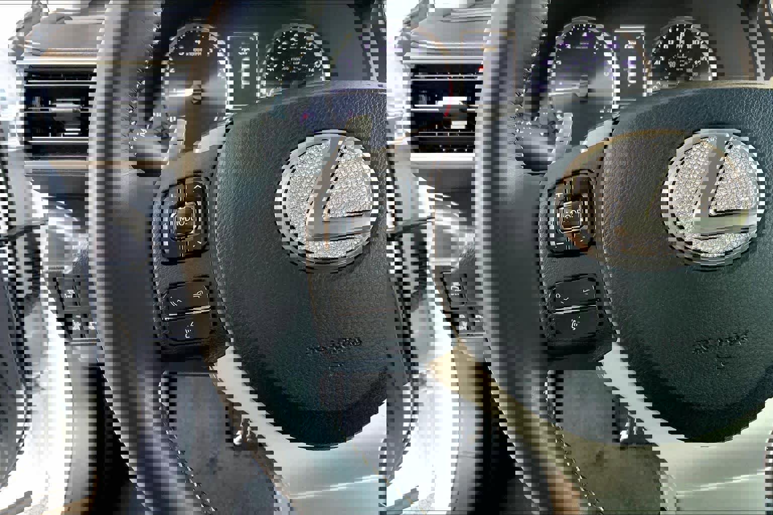 Used 2019 Lexus IS 300 w/ Premium Package image 24