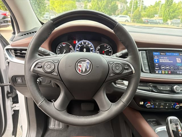 Used 2021 Buick Enclave Avenir w/ Avenir Technology Package AWD/4WD image 23