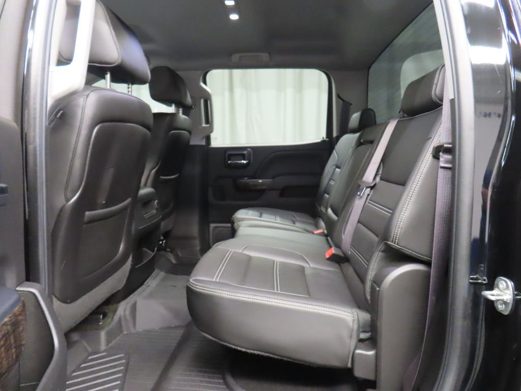 Used 2015 GMC Sierra 2500 Denali w/ Duramax Plus Package AWD/4WD image 14