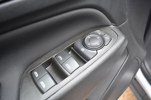 Used 2023 Chevrolet Equinox RS image 12