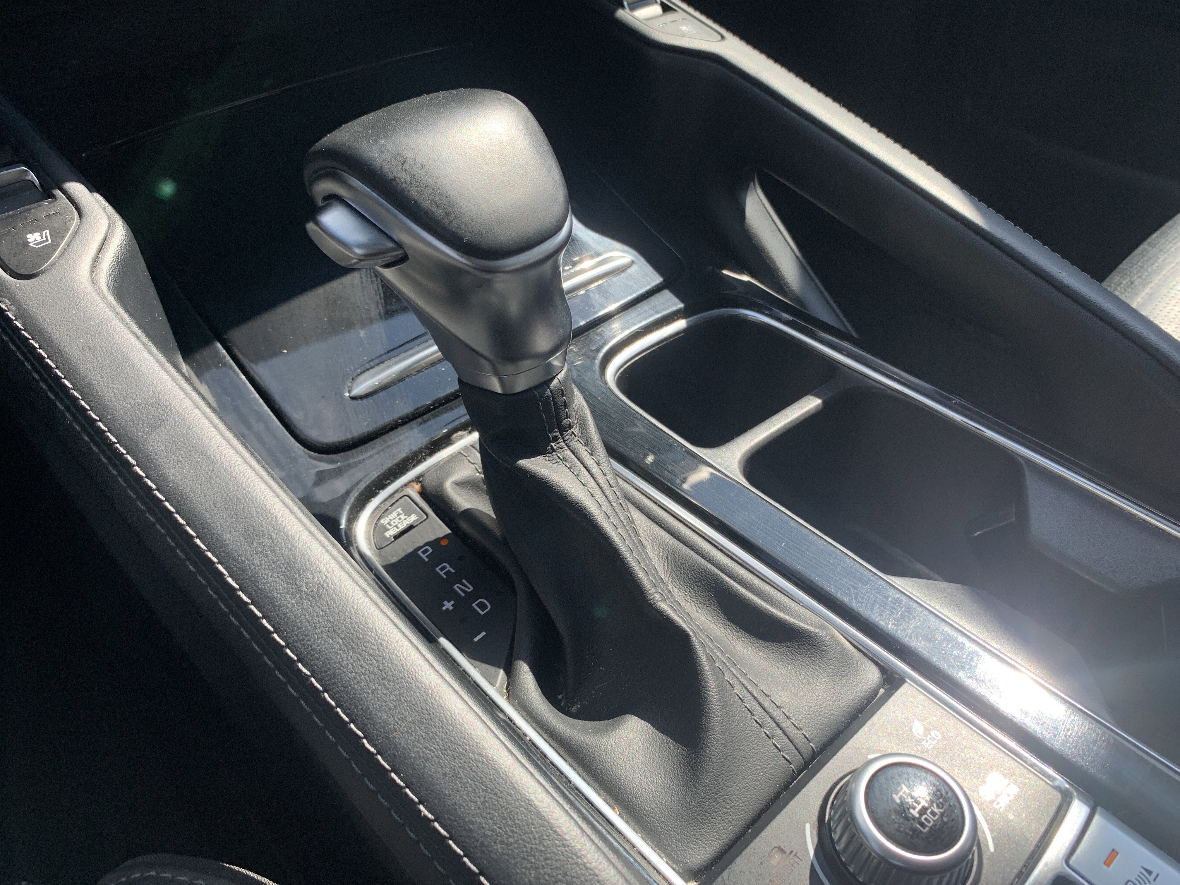 Used 2021 Kia Telluride SX w/ SX Prestige Package image 26