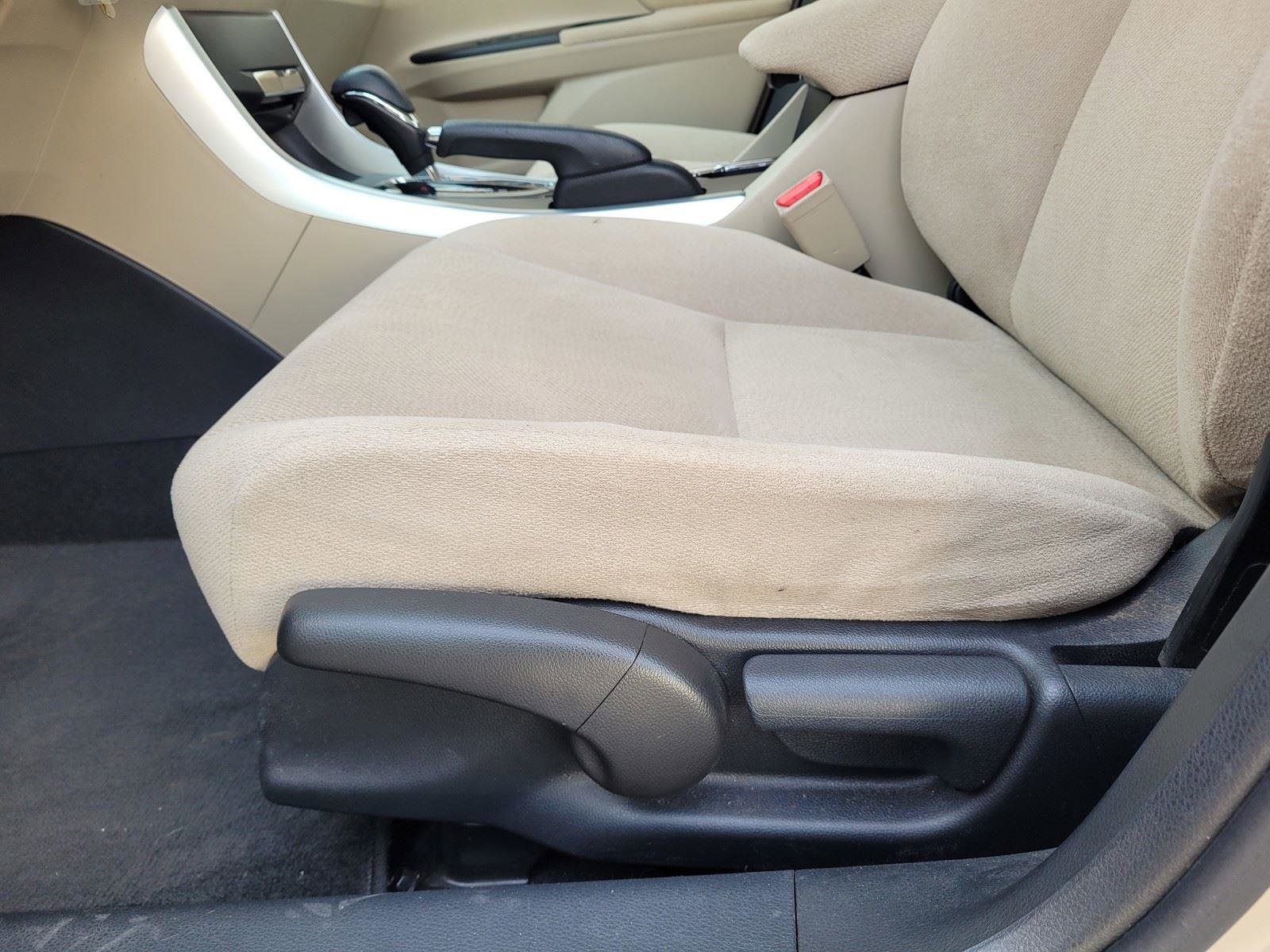 Used 2013 Honda Accord LX image 22