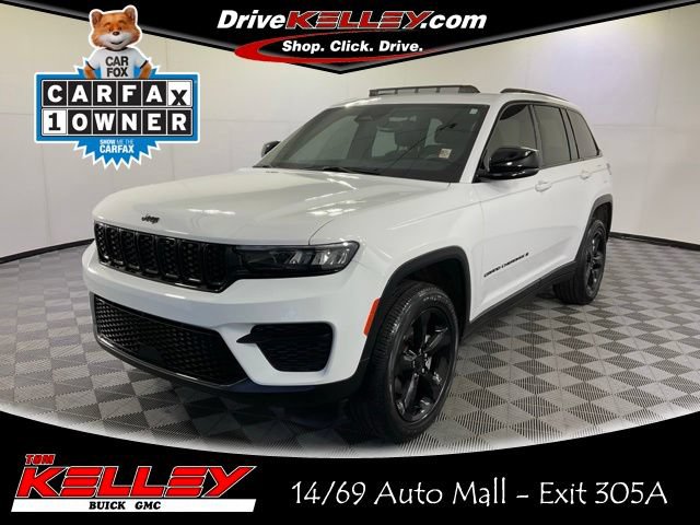 Used 2023 Jeep Grand Cherokee Altitude AWD/4WD image 1