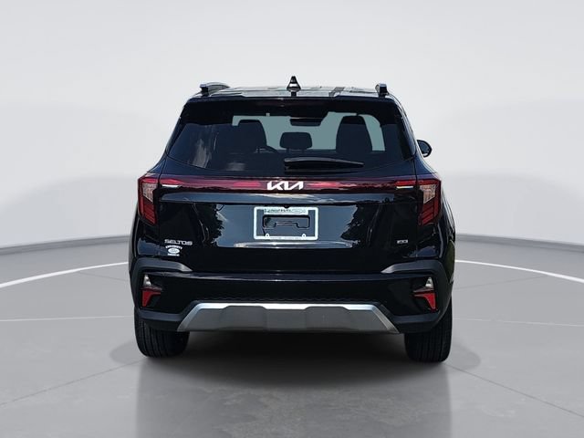 Used 2024 Kia Seltos SX AWD/4WD image 4