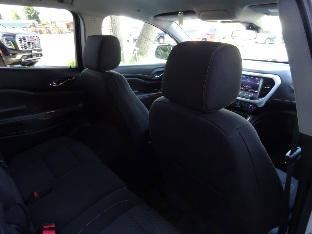 Certified 2023 GMC Acadia SLE w/ Driver Convenience Package FWD image 24