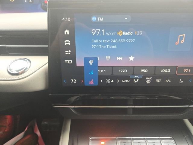 Certified 2024 Lincoln Nautilus Reserve w/ Equipment Group 202A image 40