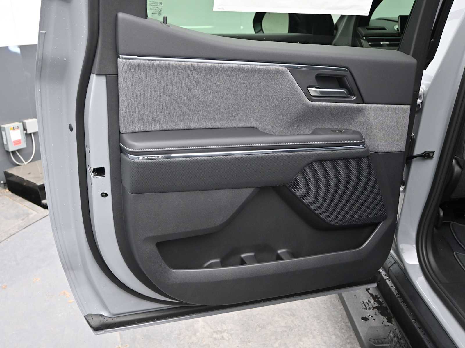 New 2026 GMC Sierra EV Elevation image 24