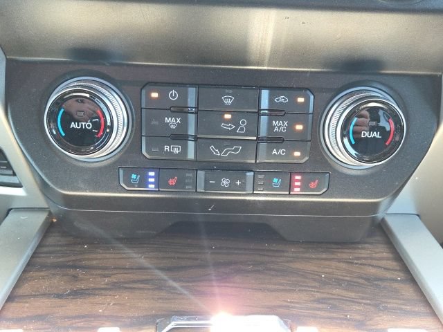 Used 2020 Ford F150 Lariat w/ Equipment Group 502A Luxury AWD/4WD image 31
