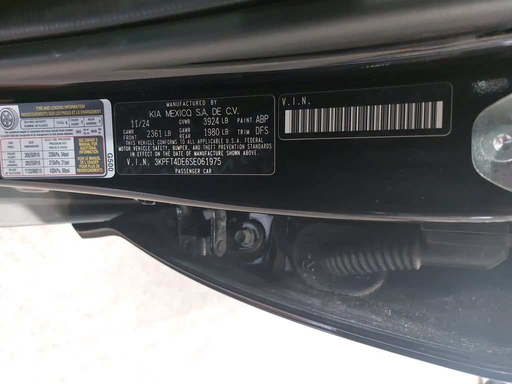 Used 2025 Kia K4 FWD image 34