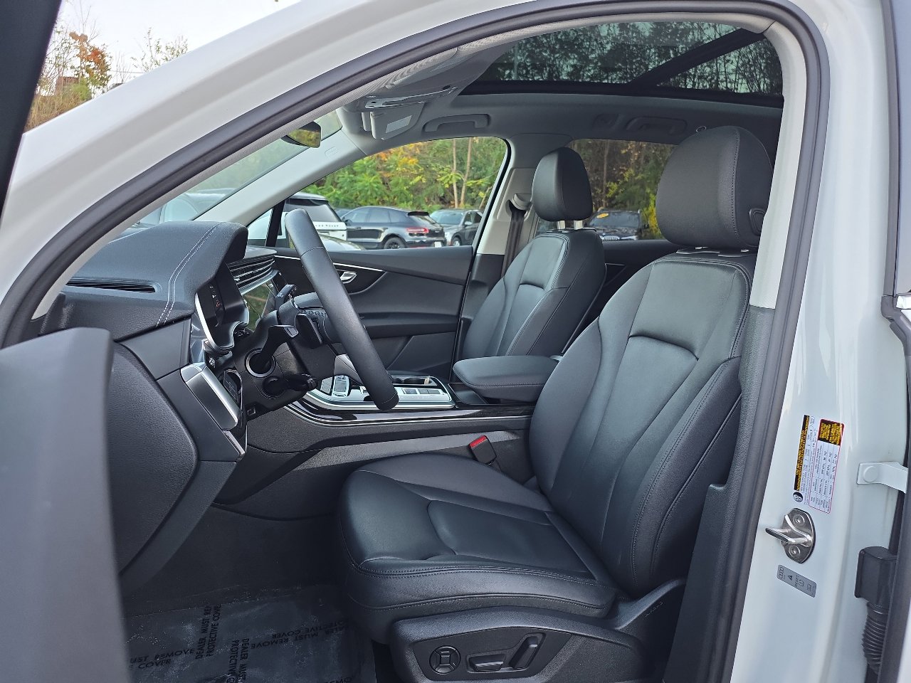 Used 2023 Audi Q7 2.0T Premium w/ Convenience Package image 23