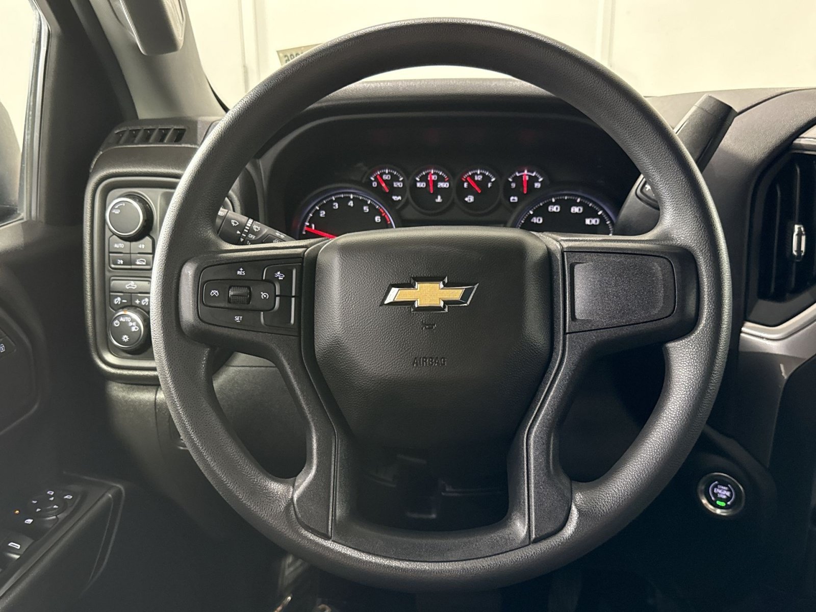 Used 2024 Chevrolet Silverado 1500 Custom w/ LPO, Dark Essentials Package AWD/4WD image 17