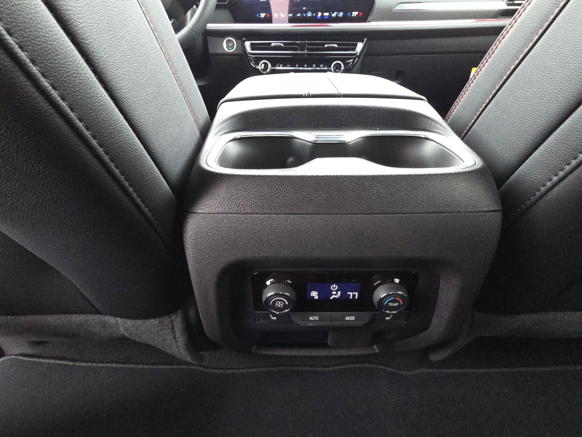 New 2026 Chevrolet Traverse RS image 30
