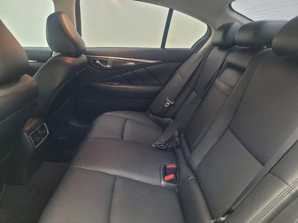 Used 2018 INFINITI Q50 Luxe w/ Essential Package (3.0T Luxe) RWD image 18