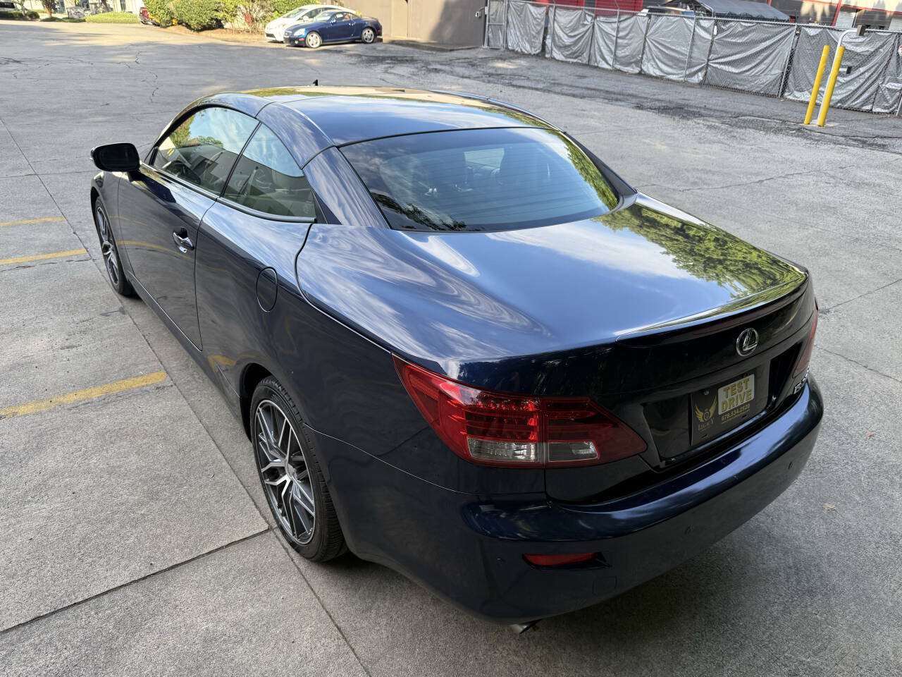 Used 2013 Lexus IS 250C w/ Luxury Pkg RWD image 8