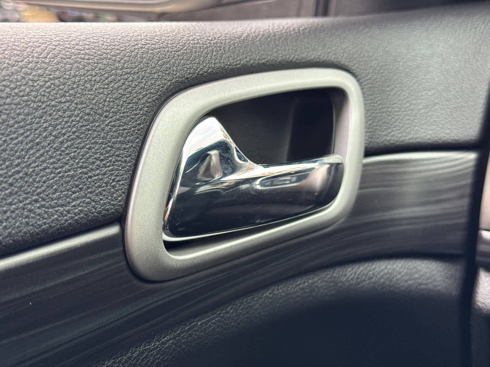 Used 2022 Jeep Grand Cherokee Laredo X image 23