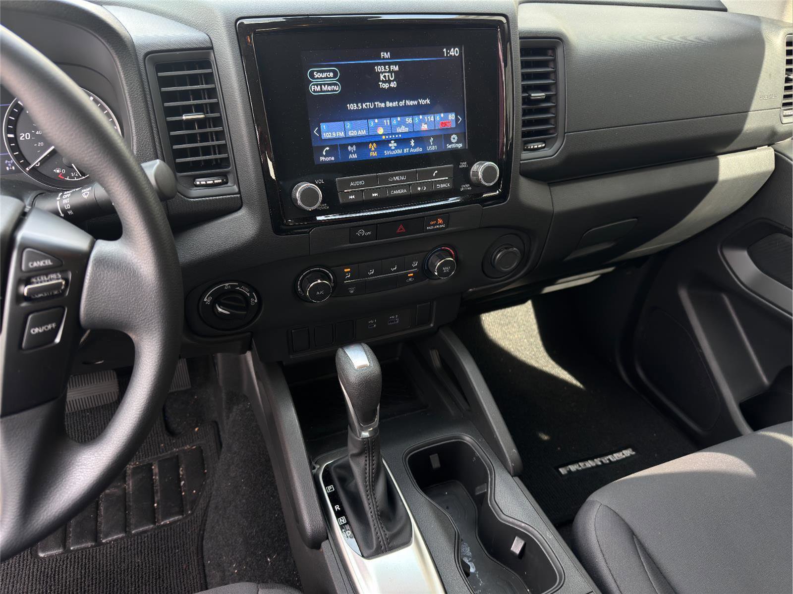 Used 2024 Nissan Frontier S image 12