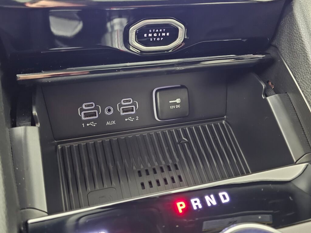 New 2026 Jeep Grand Cherokee Altitude image 28