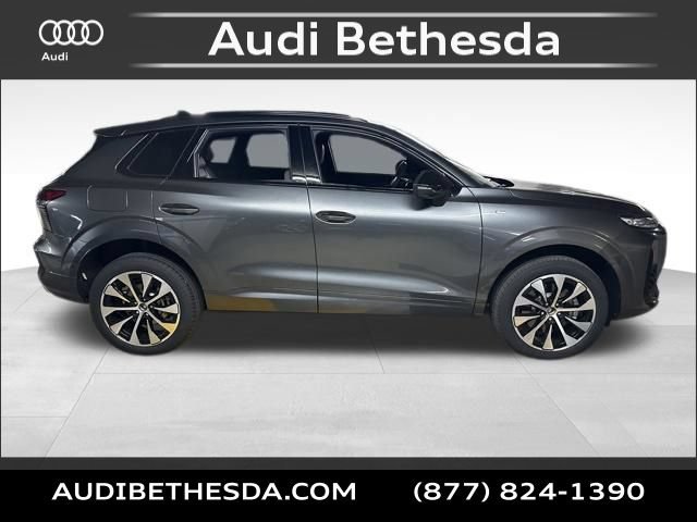 New 2026 Audi Q3 quattro 2.0T AWD/4WD image 8