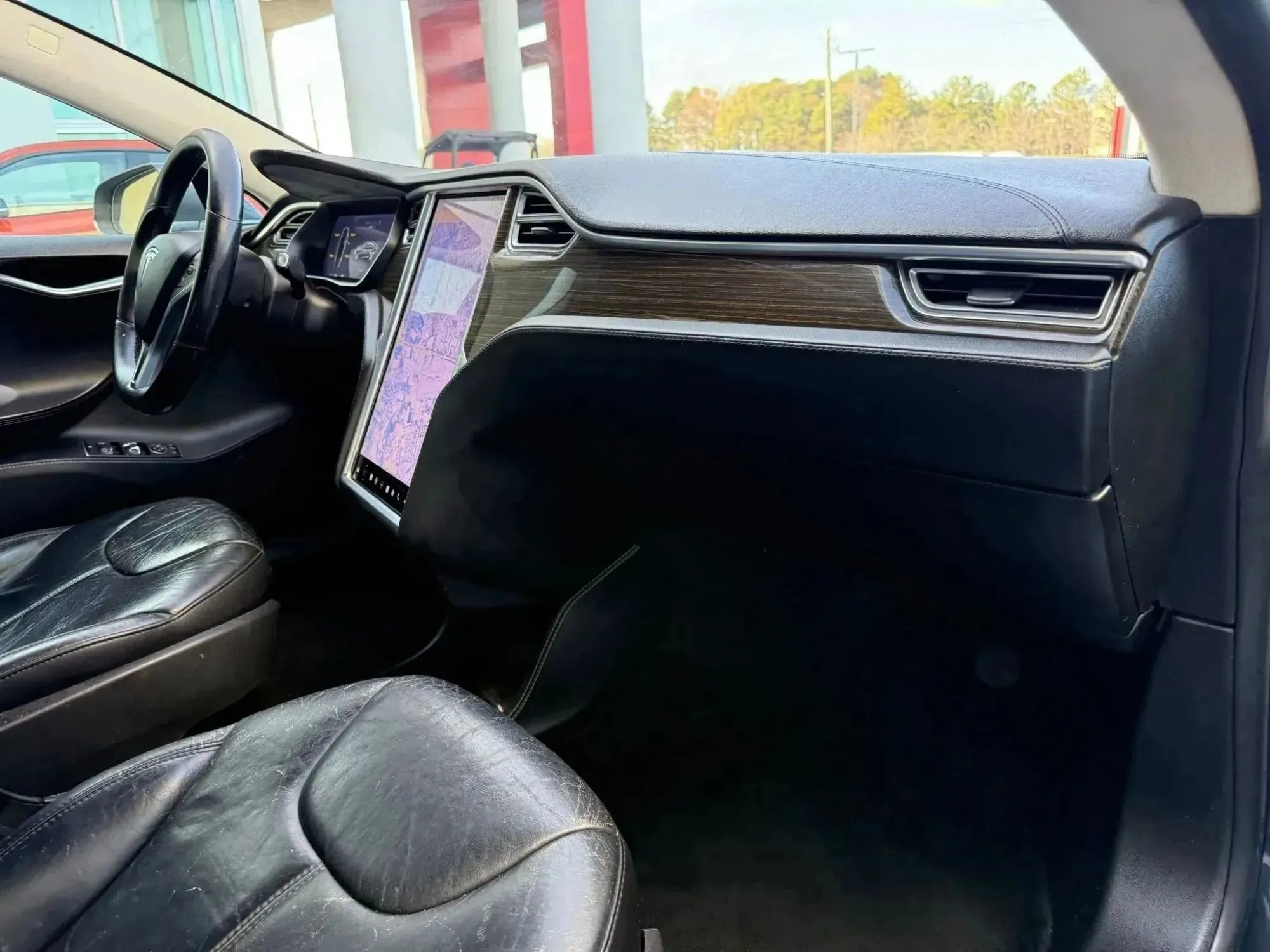 Used 2015 Tesla Model S 85D image 19