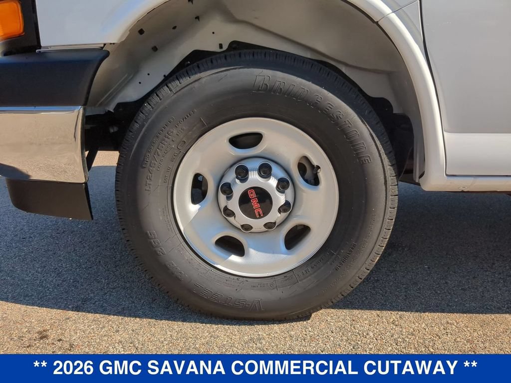 New 2026 GMC Savana 3500 w/ Power Convenience Package RWD image 20