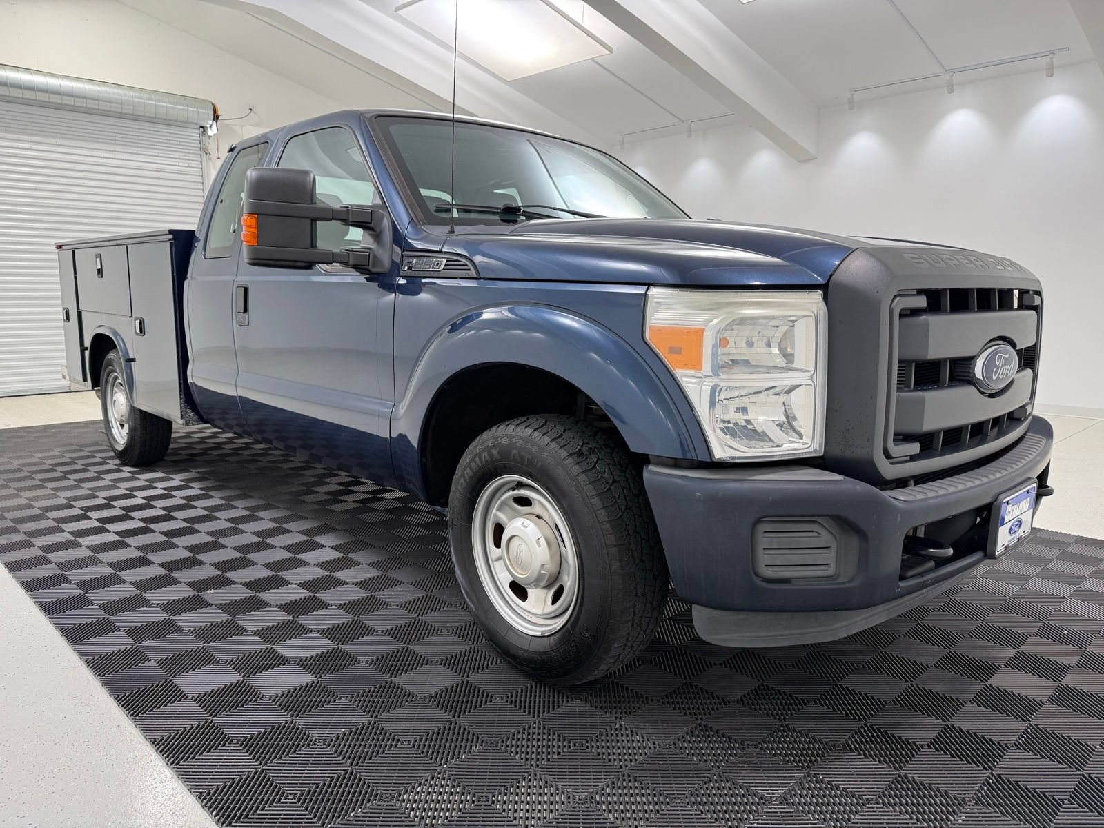 Used 2016 Ford F250 XL w/ Power Equipment Group RWD image 1
