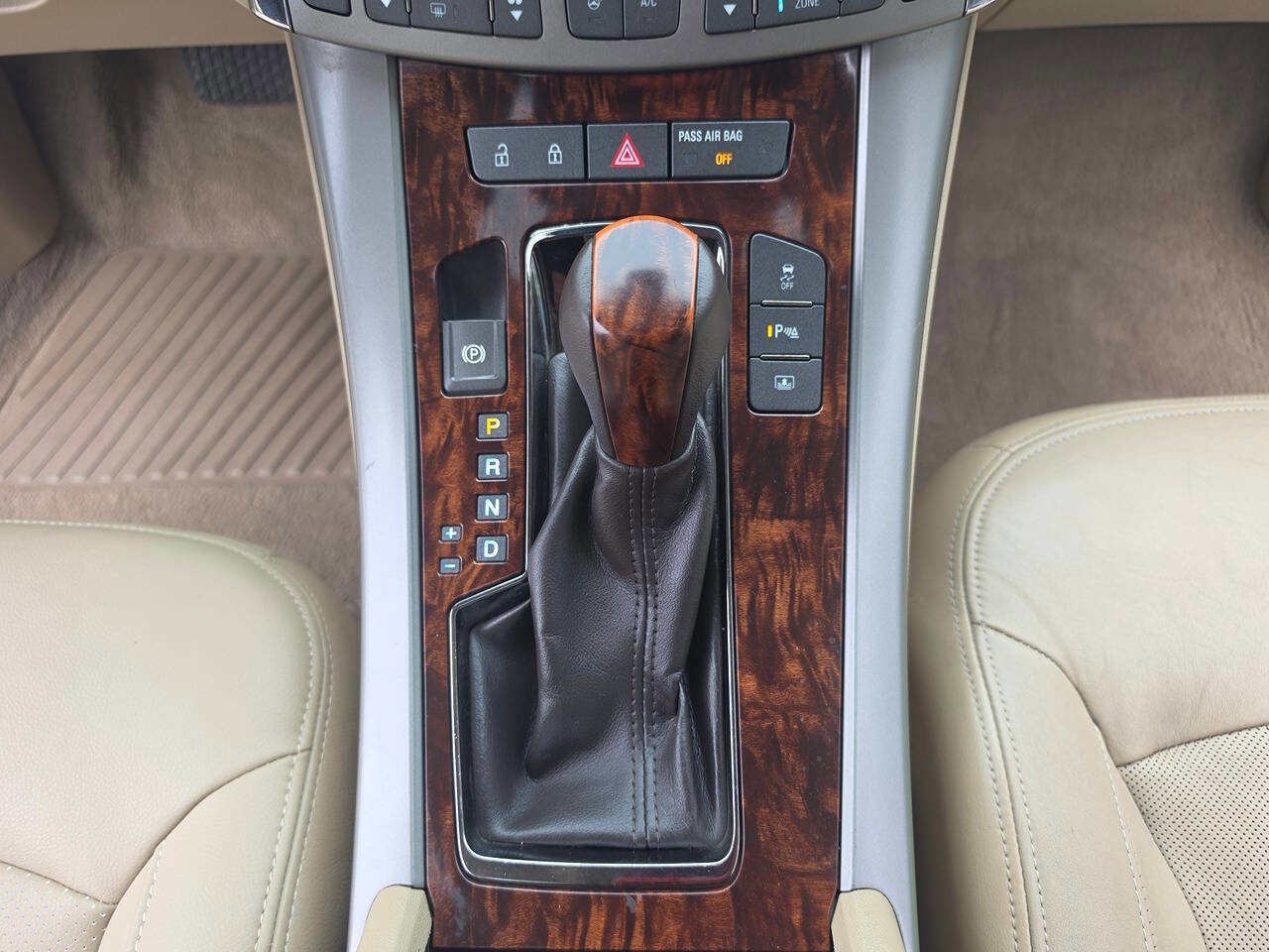 Used 2013 Buick LaCrosse Touring FWD image 40