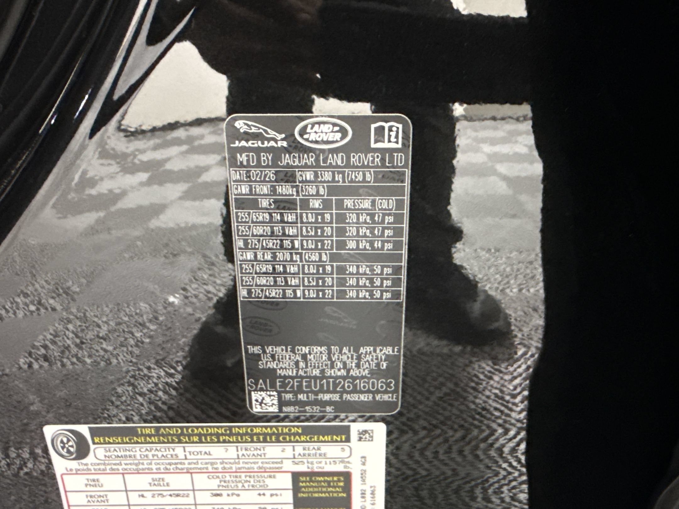 New 2026 Land Rover Defender 130 X-Dynamic SE AWD/4WD image 22