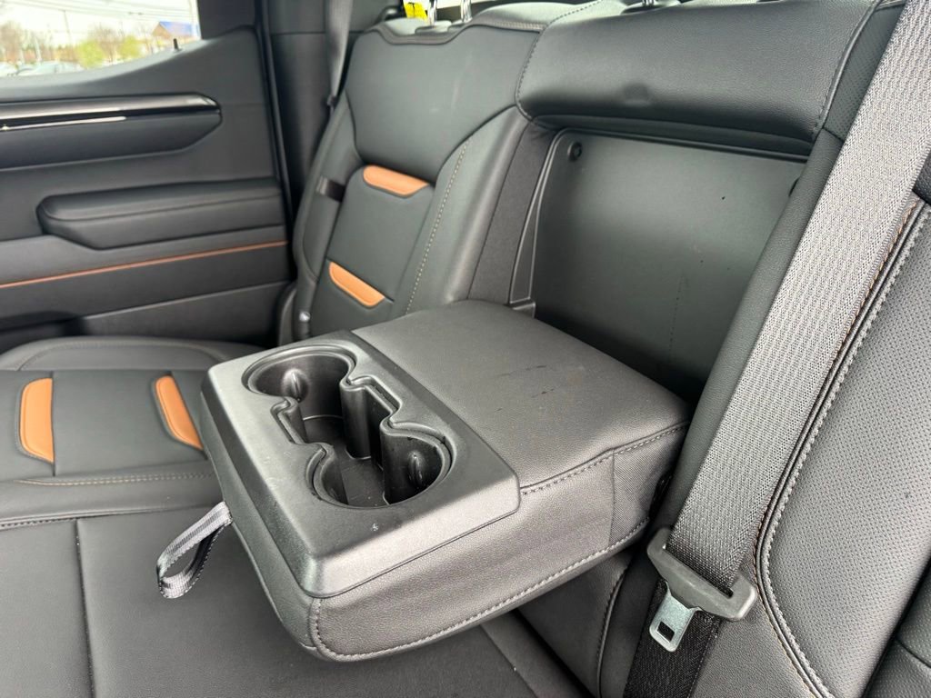 Used 2025 GMC Sierra 1500 AT4 image 35