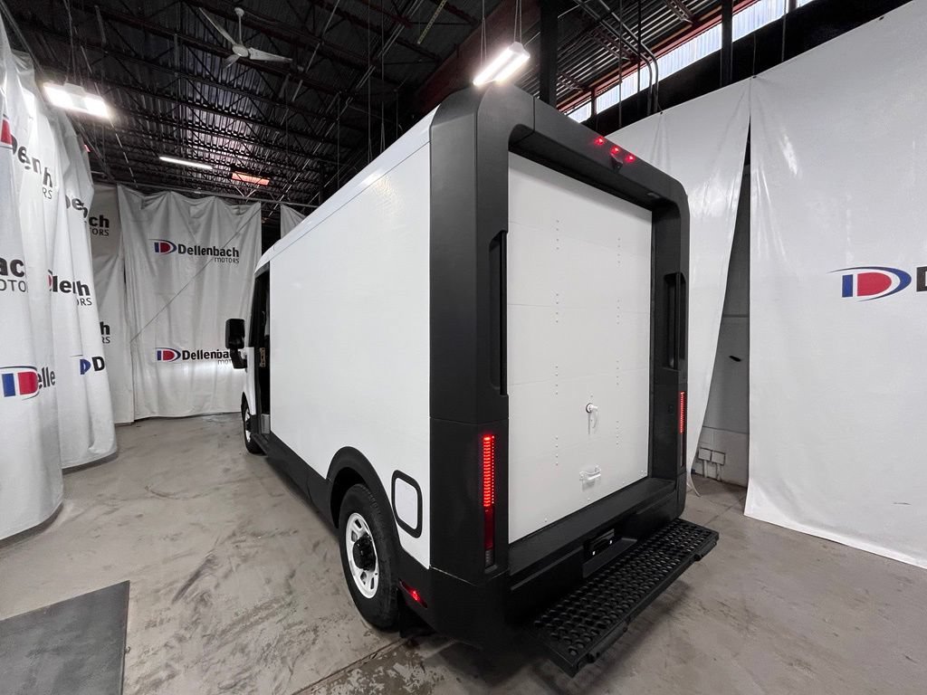 Used 2024 Chevrolet Brightdrop 400 w/ Commercial Equipment Package AWD/4WD image 5