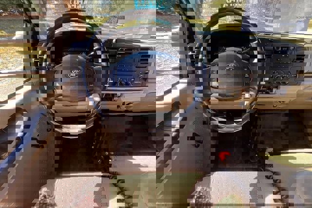 Used 2006 Ford F350 XL image 5