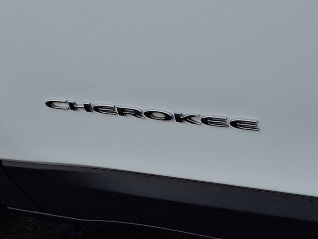 Certified 2020 Jeep Cherokee Limited image 34