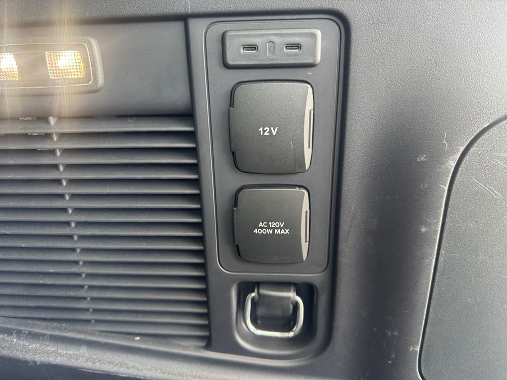 Certified 2025 Ford Expedition Platinum w/ Driver's Package image 21