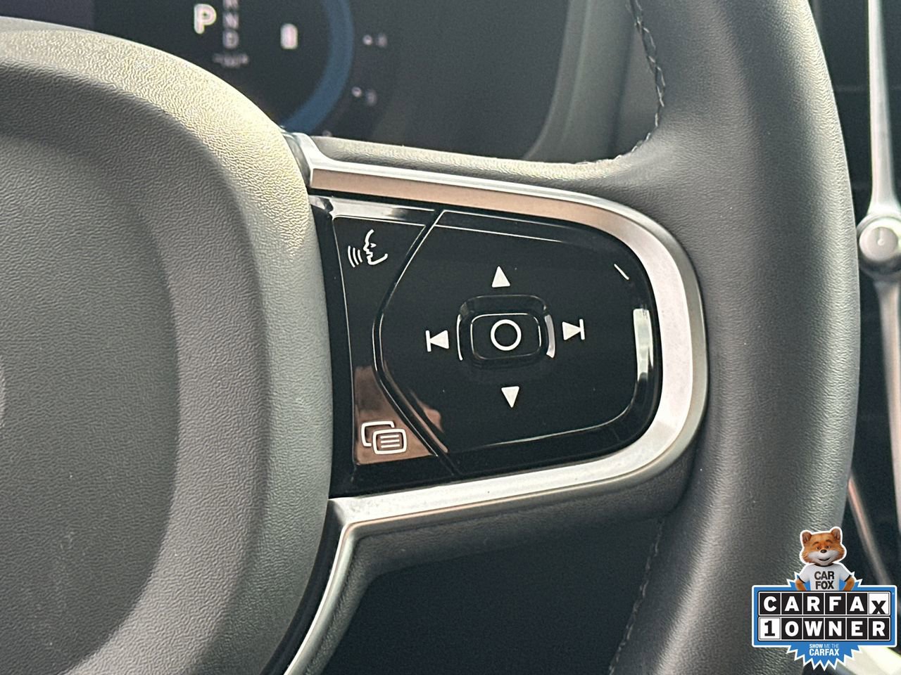 Used 2024 Volvo S60 B5 Plus image 25