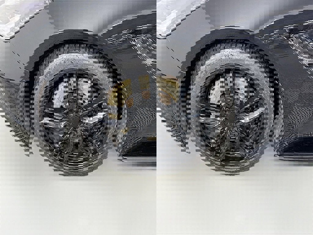 Used 2014 Chevrolet Corvette Stingray Convertible w/ 3LT Preferred Equipment Group image 21