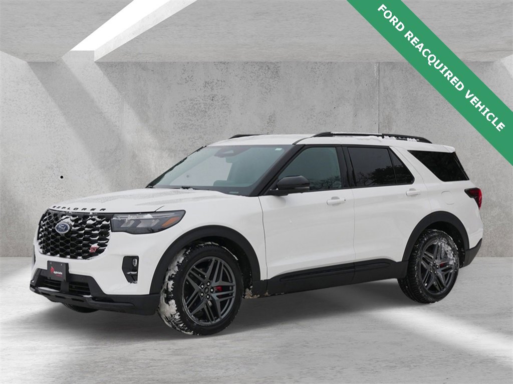 Used 2025 Ford Explorer ST image 6