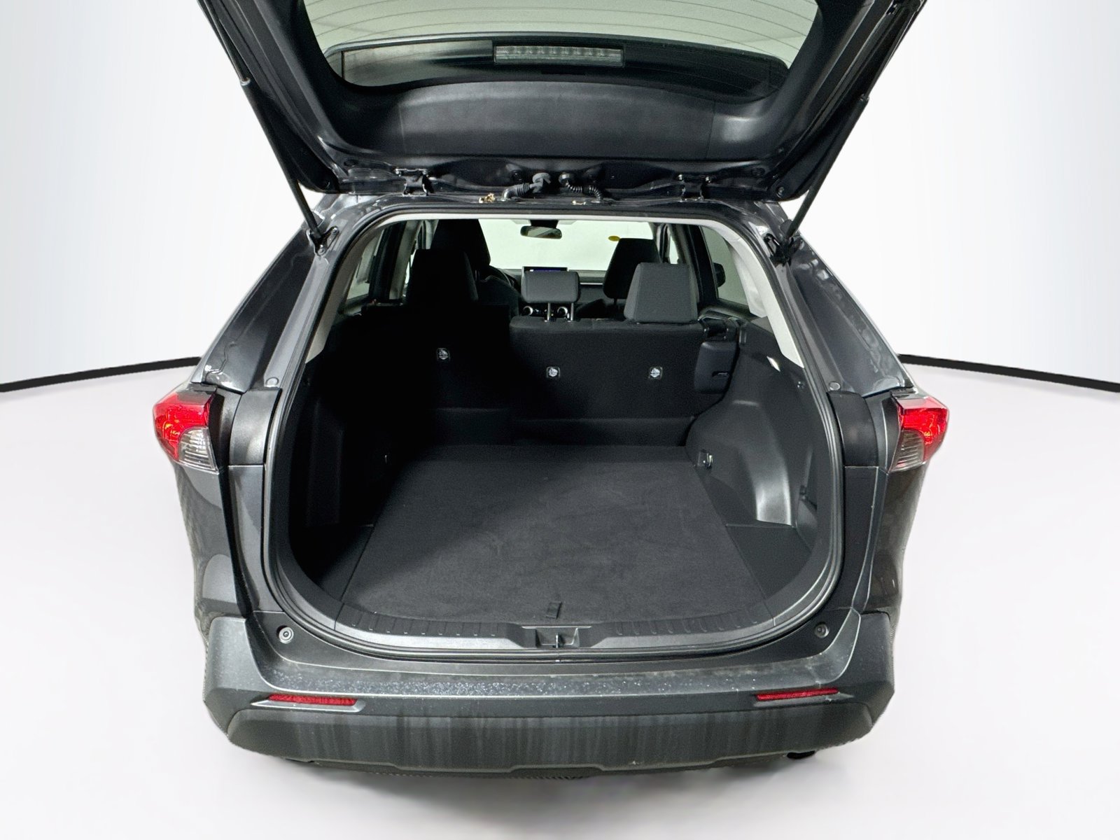 Certified 2025 Toyota RAV4 LE AWD/4WD image 23