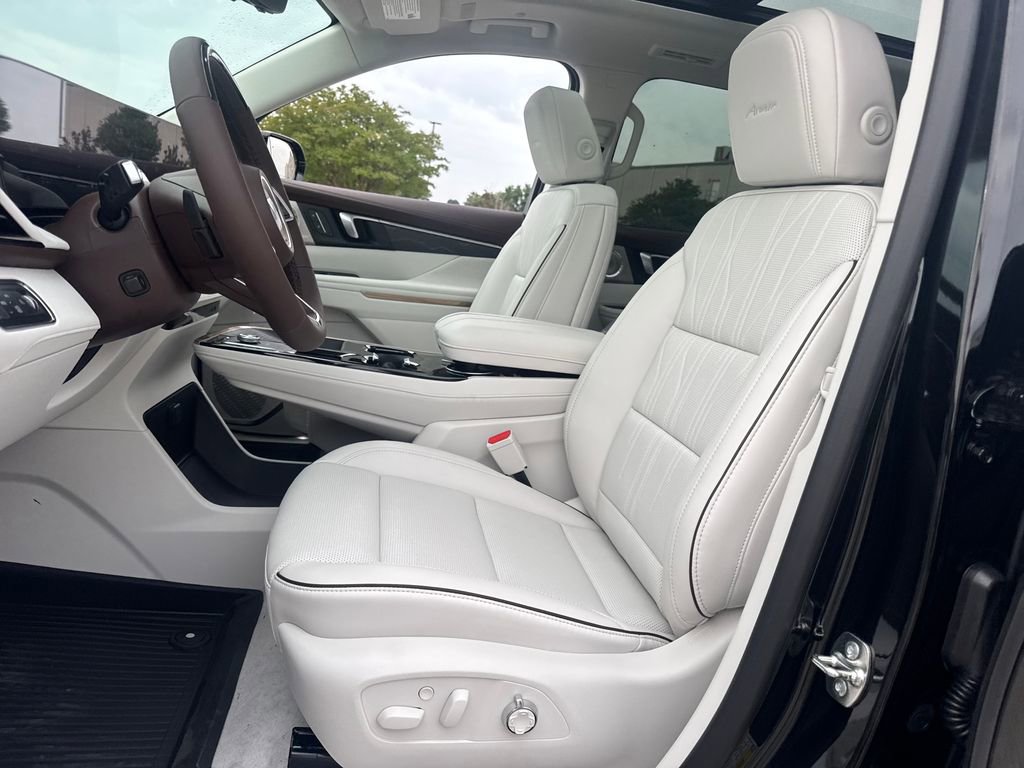 New 2026 Buick Enclave Avenir w/ Super Cruise Package AWD/4WD image 14