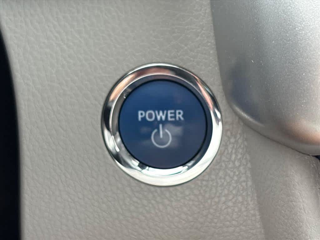 Used 2019 Toyota Highlander Limited AWD/4WD image 18