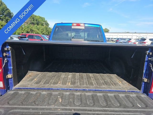 Used 2017 RAM 1500 Classic SLT AWD/4WD image 5