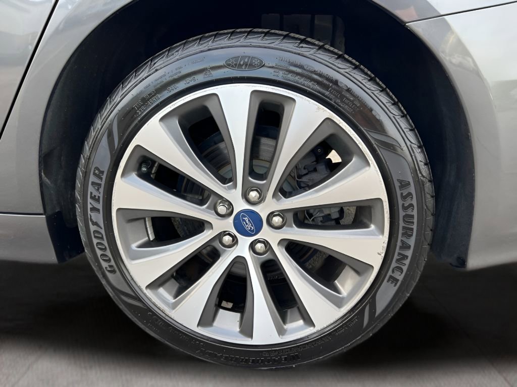 Used 2020 Ford Fusion SE AWD/4WD image 7