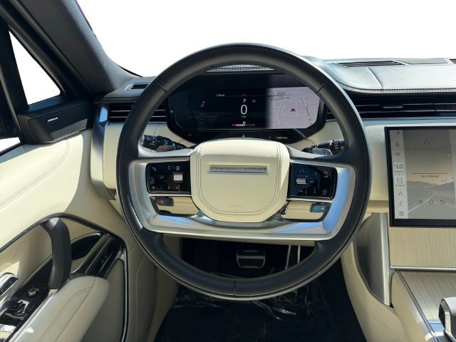 Used 2024 Land Rover Range Rover SE AWD/4WD image 13