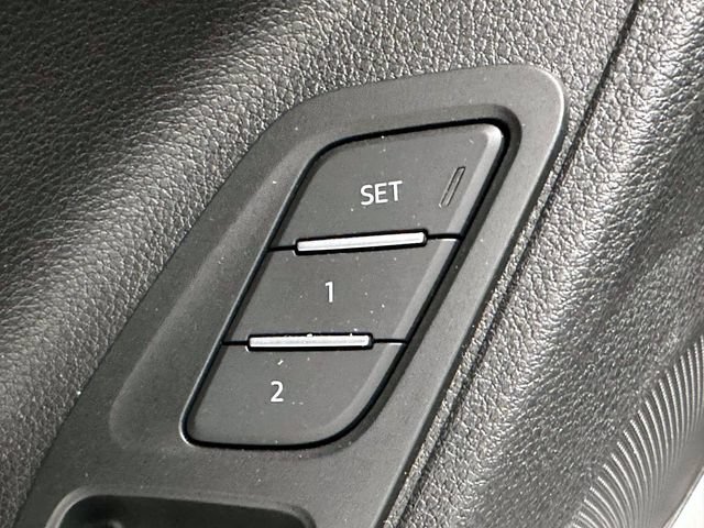 Certified 2023 Audi Q3 2.0T Premium w/ Convenience Package AWD/4WD image 19