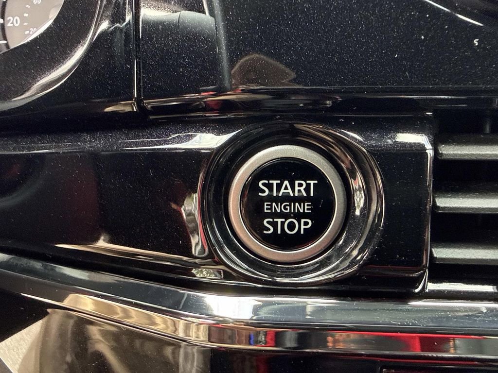 Used 2023 Nissan Pathfinder Rock Creek AWD/4WD image 35