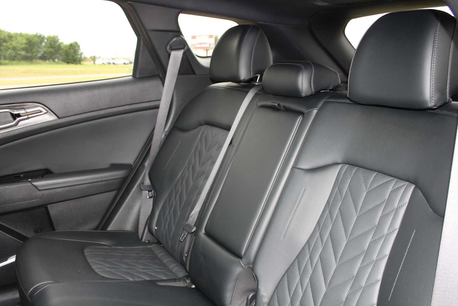 Used 2023 Kia Sportage X-Line w/ X-Line Premium Package AWD/4WD image 23