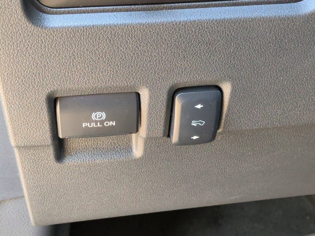 New 2027 Ford F250 Lariat w/ Lariat Ultimate Package AWD/4WD image 17