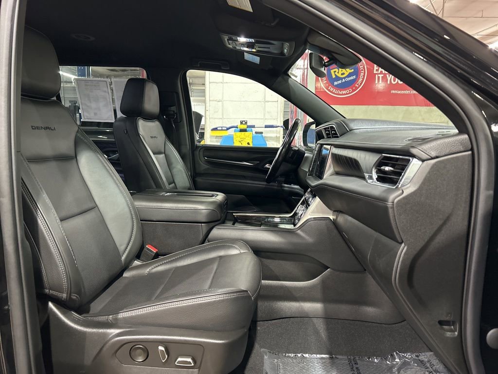 Used 2022 GMC Yukon Denali w/ Max Trailering Package image 42