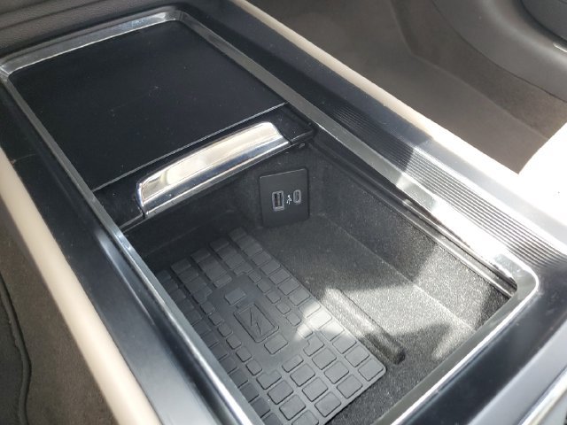 Used 2023 Lincoln Corsair FWD w/ Equipment Group 102A image 28